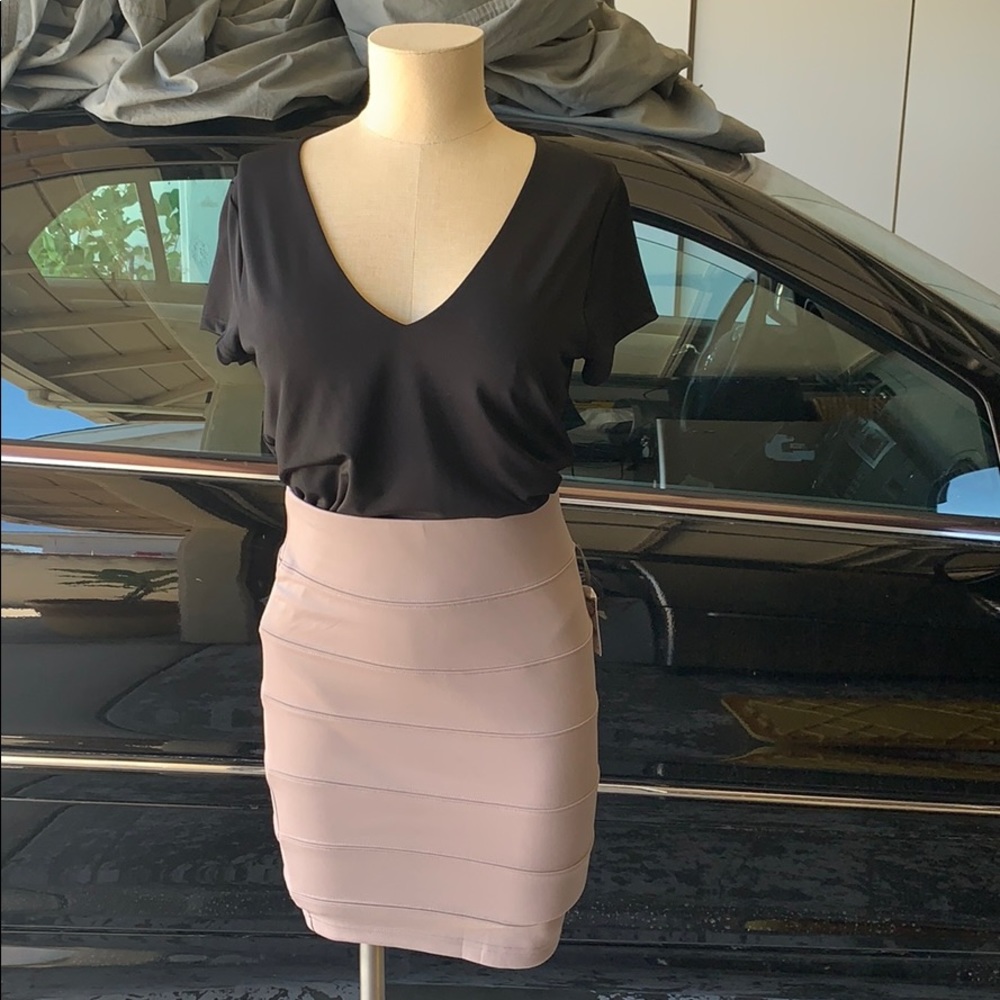HIGH WAISTED SKIRT